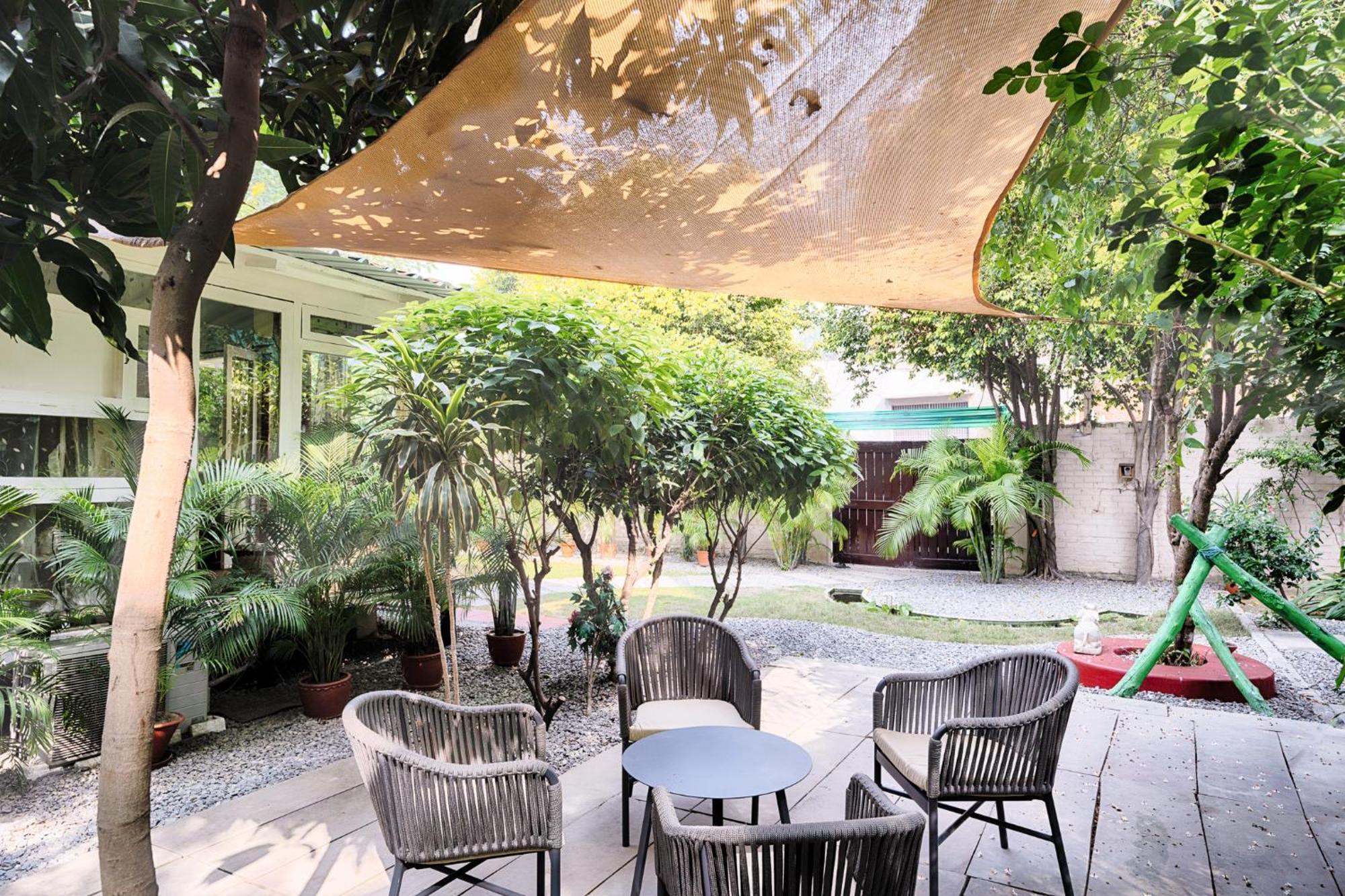 International Travellers' Hostel By Ith Stays Варанаси Стая снимка