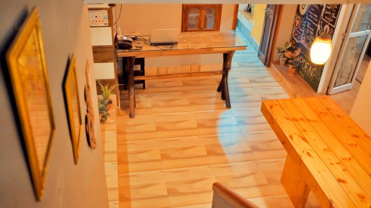 International Travellers' Hostel By Ith Stays Варанаси Екстериор снимка